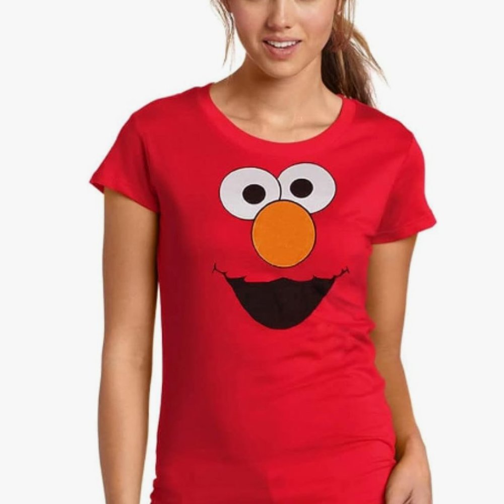 Elmo Silly Face Smile Red T-Shirt  XL
